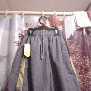 sb tech running shorts (nwt) size small